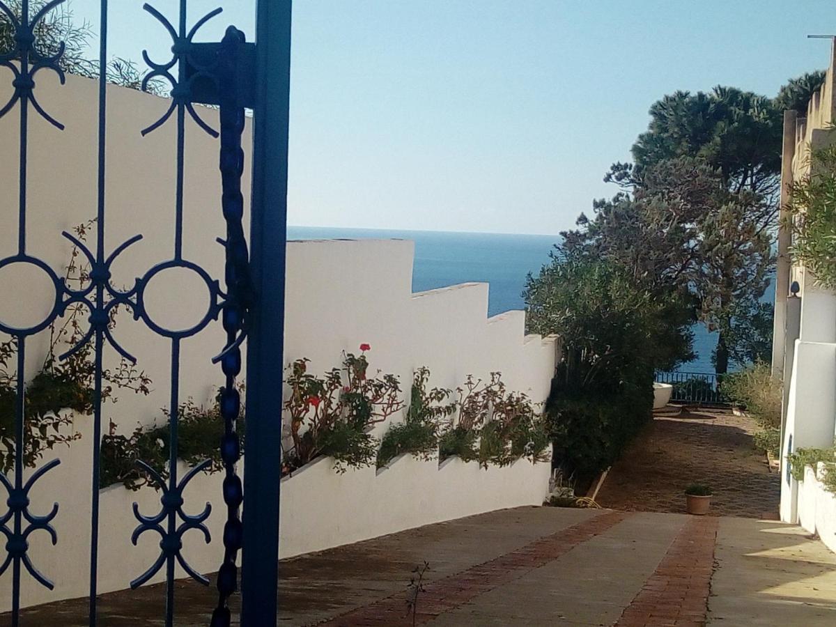 Anna Silvia Makari Fiction Rai 1 Casa Saverio La Manna Villa San Vito Lo Capo