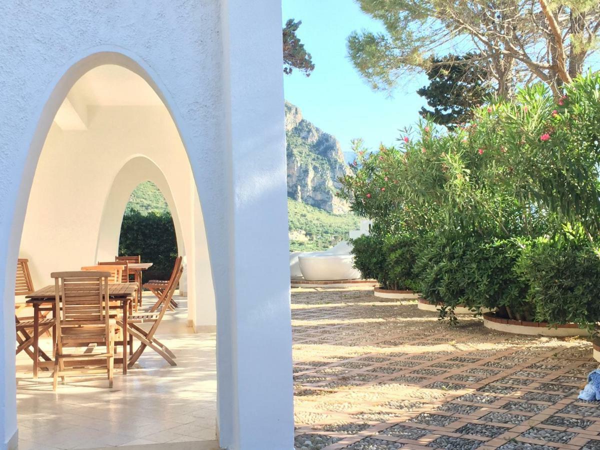 Villa Anna Silvia Makari Fiction Rai 1 Casa Saverio La Manna San Vito Lo Capo