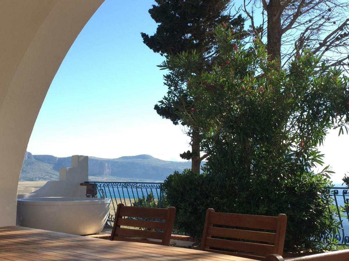 Anna Silvia Makari Fiction Rai 1 Casa Saverio La Manna Villa San Vito Lo Capo